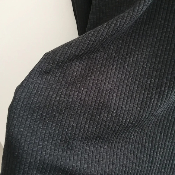 Lululemon Dare to Drape Ribbed Black Long Sleeve Hi Low Hem Tencel Cotton Small - Picture 10 of 16